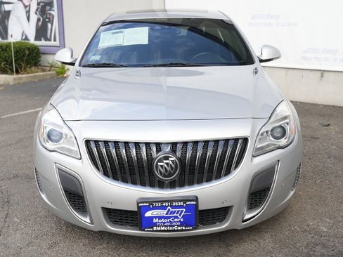 Used 2017 Buick Regal GS w/ Driver Confidence Package #2 image 5