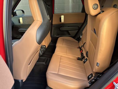 Certified 2025 MINI Cooper Countryman S image 11