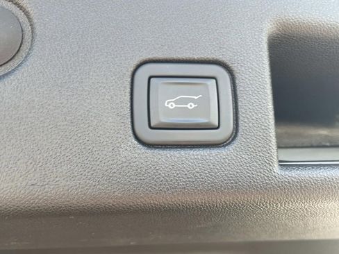 Certified 2024 Chevrolet Equinox LT image 10