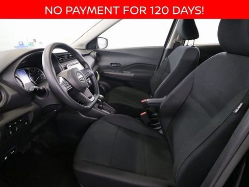 New 2025 Nissan Kicks Play S image 9