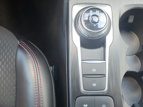 Used 2025 Ford Escape ST-Line FWD image 21
