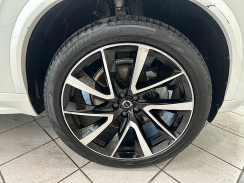 Used 2024 Volvo XC90 B6 Plus w/ Protection Package Premier image 13