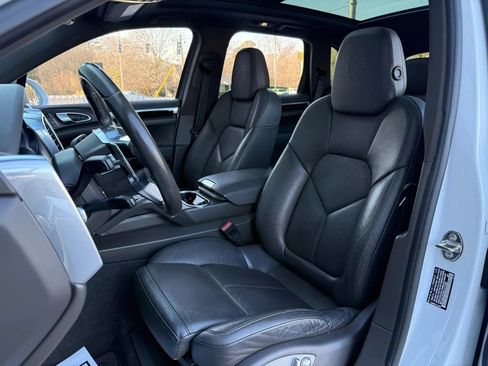Used 2017 Porsche Cayenne S AWD/4WD image 14
