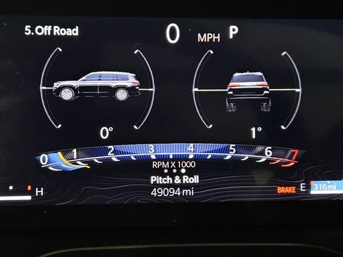 Used 2024 Jeep Grand Cherokee L Limited w/ Luxury Tech Group II image 18