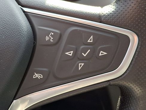 Used 2022 Chevrolet Equinox LS AWD/4WD image 22