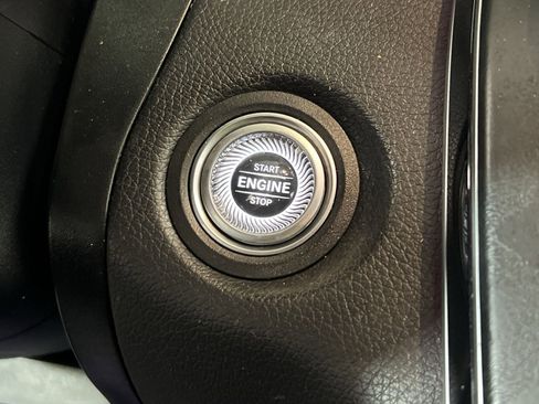 Used 2022 Mercedes-Benz GLC 43 AMG 4MATIC w/ Multimedia Package Lite image 40
