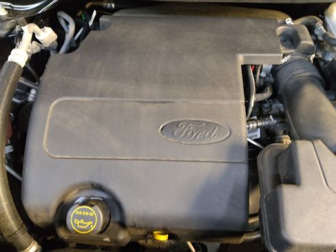 Used 2017 Ford Explorer Limited image 30