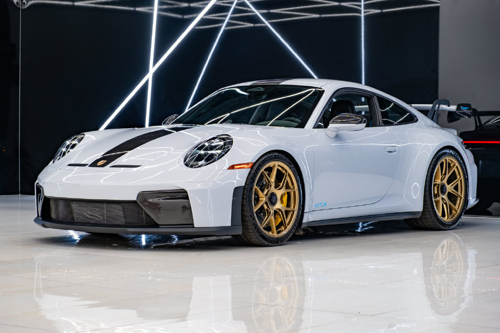 Used 2026 Porsche 911 GT3 RWD image 2