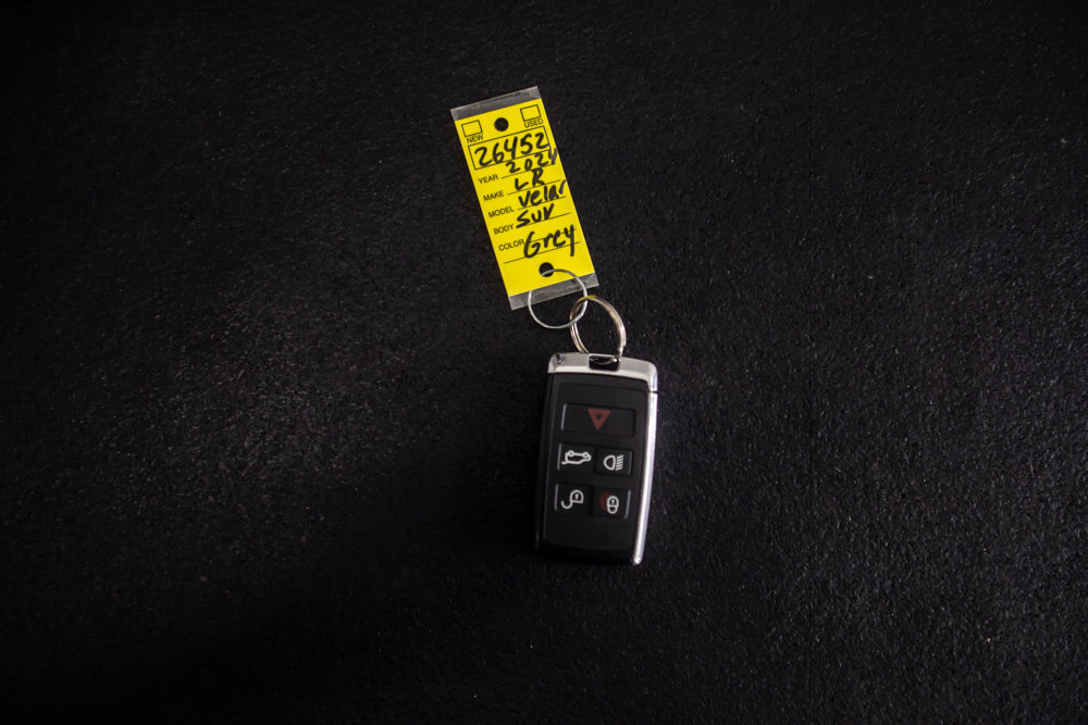 Used 2024 Land Rover Range Rover Velar S AWD/4WD image 46