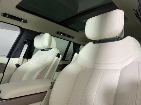 New 2026 Land Rover Range Rover Long Wheelbase Autobiography AWD/4WD image 4