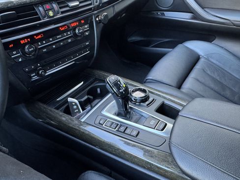 Used 2015 BMW X5 xDrive50i image 32