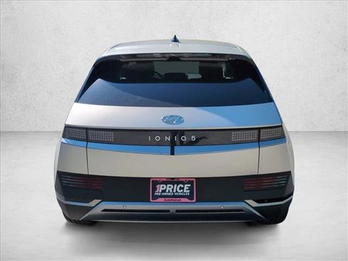 Certified 2024 Hyundai Ioniq 5 SEL image 6
