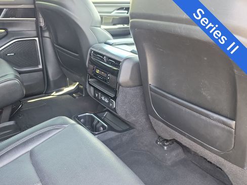 Used 2024 Jeep Wagoneer Series II AWD/4WD image 16
