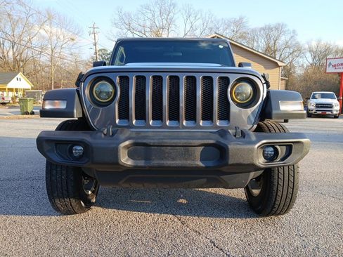 Used 2020 Jeep Wrangler Unlimited Sport image 3