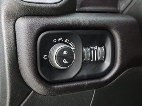 Used 2024 RAM 2500 Laramie w/ Snow Chief Group AWD/4WD image 25