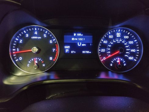 Used 2020 Kia Forte LXS FWD image 23
