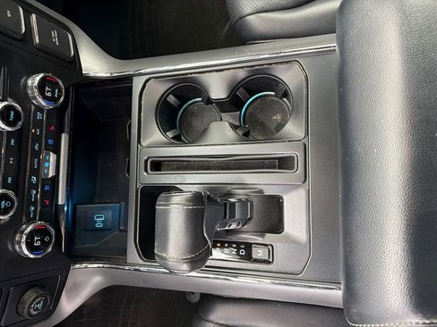 Used 2021 Ford F150 Lariat image 29