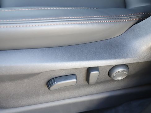 New 2026 Subaru Ascent Limited Bronze image 15