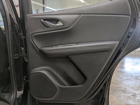 Used 2022 Chevrolet Blazer LT FWD image 29