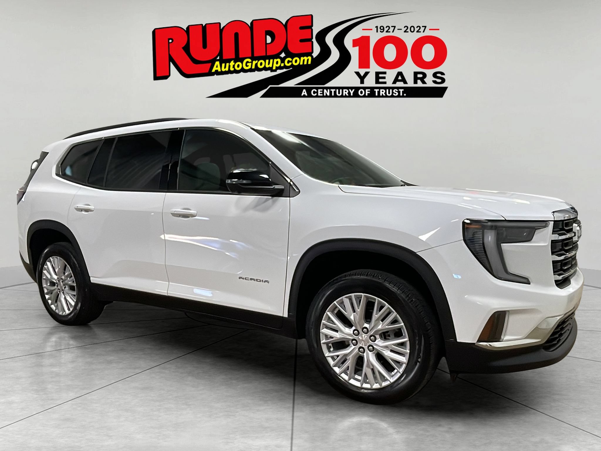 Used 2024 GMC Acadia Elevation w/ Trailering Package AWD/4WD image 7