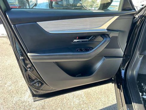 Used 2025 MAZDA CX-70 3.3 Turbo w/ Premium Package AWD/4WD image 9