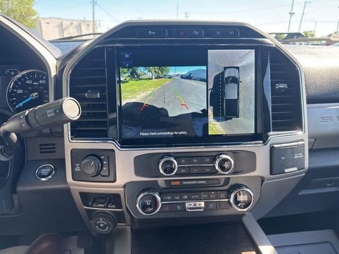 Used 2022 Ford F250 Lariat w/ Lariat Ultimate Package AWD/4WD image 21