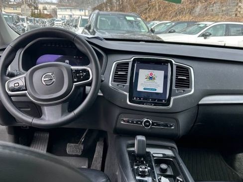 Used 2023 Volvo XC90 B5 Core w/ Protection Package Premier image 5