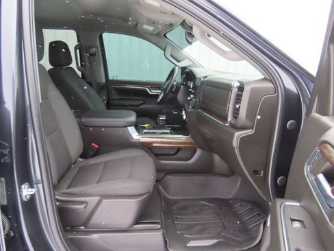 Used 2024 GMC Sierra 1500 Elevation w/ Preferred Package AWD/4WD image 17