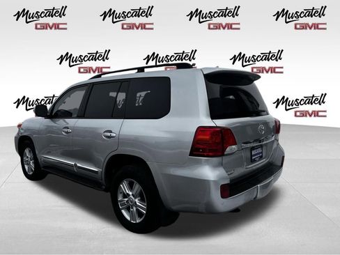 Used 2014 Toyota Land Cruiser Base image 8