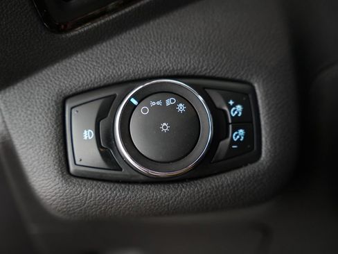Used 2015 Ford Escape Titanium FWD image 44