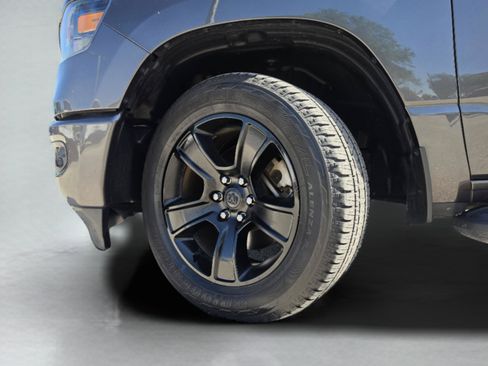 Used 2021 RAM 1500 Big Horn AWD/4WD image 39