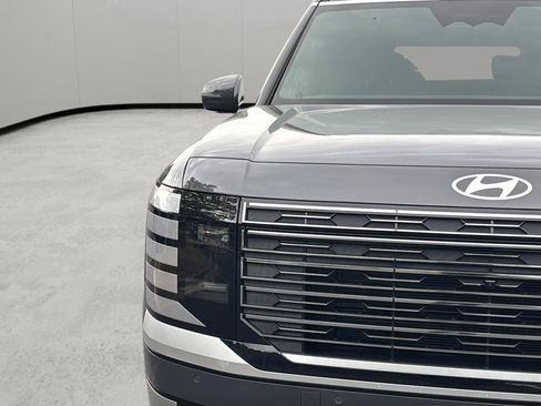 Used 2026 Hyundai Palisade Calligraphy FWD image 10