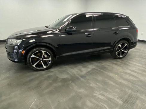 Used 2019 Audi Q7 3.0T Prestige w/ Prestige Package image 3