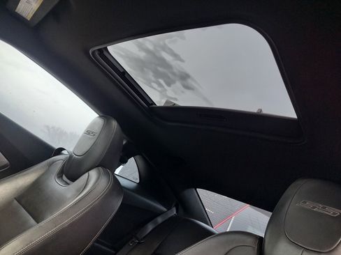 Used 2010 Chevrolet Camaro SS image 4