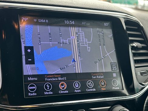 Used 2024 Jeep Grand Cherokee Limited image 23