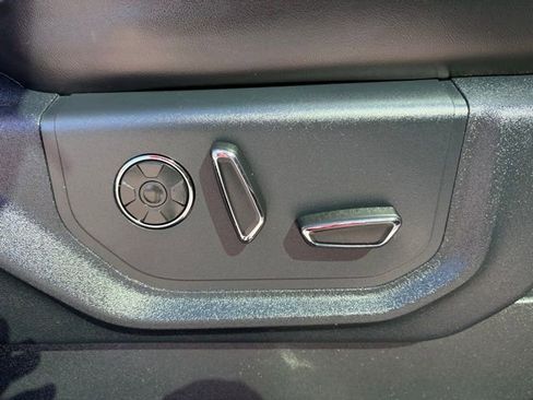 Used 2020 Ford F150 Platinum w/ Equipment Group 701A Luxury image 32