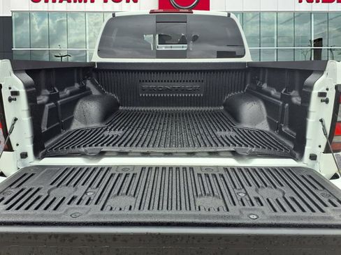 New 2026 Nissan Frontier SV w/ Tow Package AWD/4WD image 11