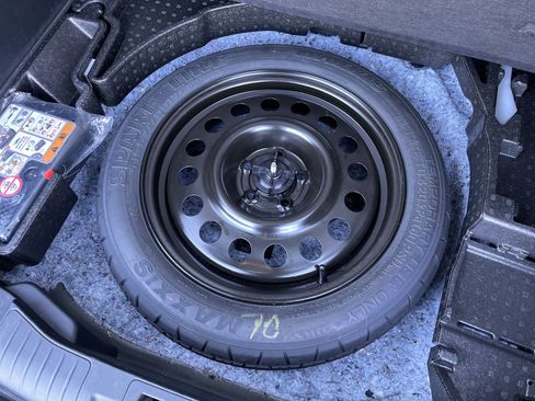 Used 2025 Ford Escape ST-Line image 39