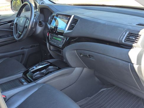 Used 2020 Honda Ridgeline RTL-E image 28