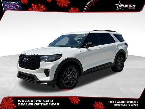 Used 2025 Ford Explorer ST-Line w/ ST-Line Street Pack AWD/4WD image 1