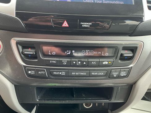Used 2016 Honda Pilot EX image 19