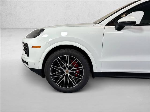 Used 2026 Porsche Cayenne S AWD/4WD image 28