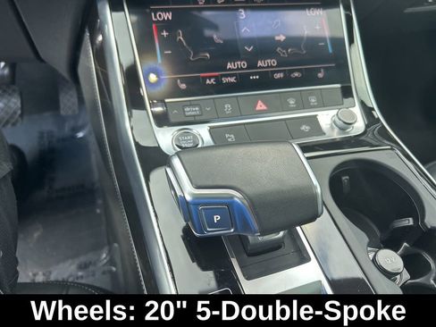 Used 2025 Audi Q7 3.0T Premium Plus image 15