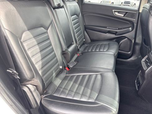Used 2017 Ford Edge SEL w/ Equipment Group 201A AWD/4WD image 20