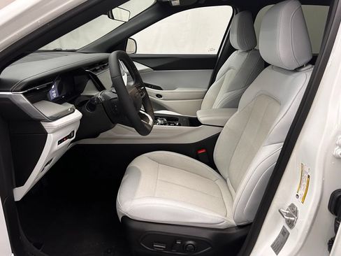 New 2026 Jeep Cherokee Laredo AWD/4WD image 10