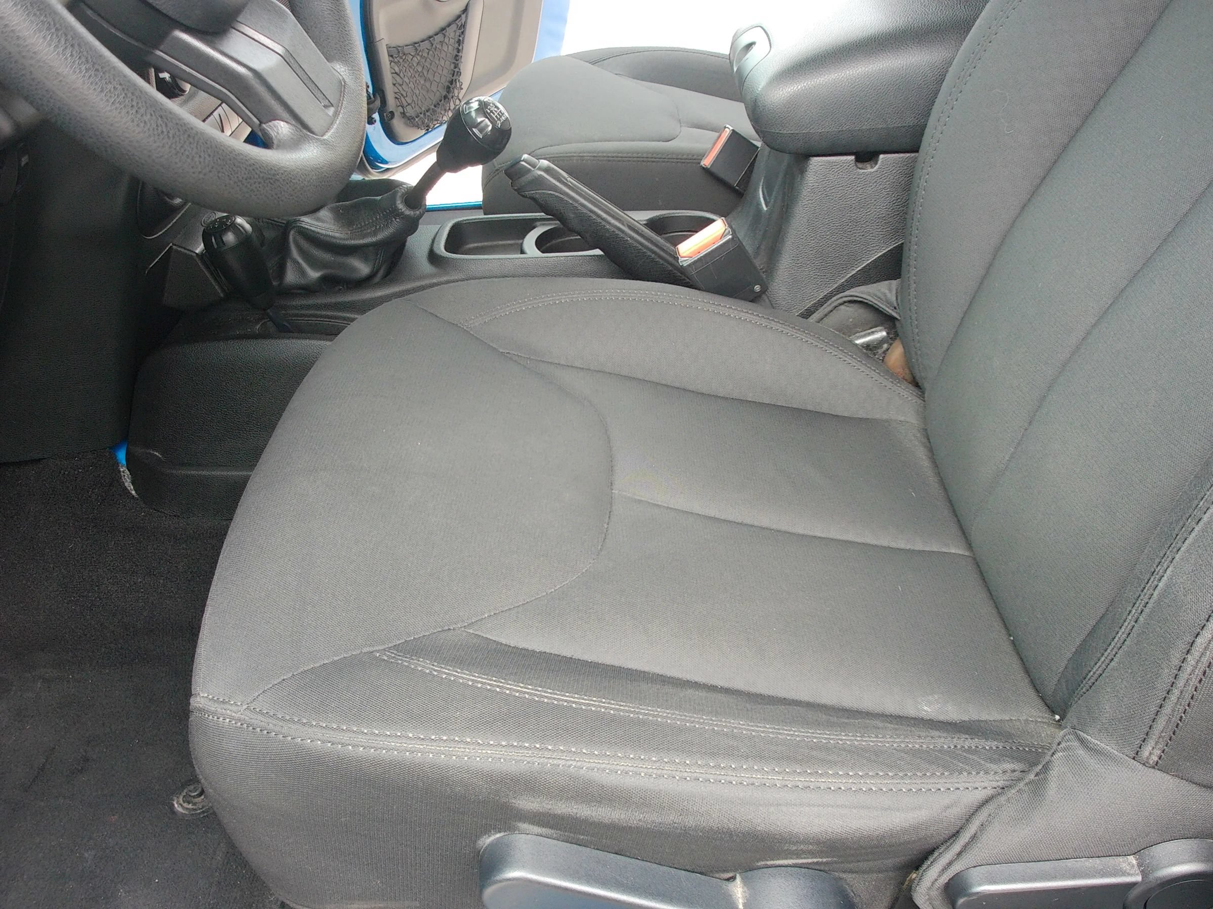 Used 2016 Jeep Wrangler Sport AWD/4WD image 13