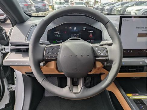 New 2026 Lexus ES 350e FWD image 15