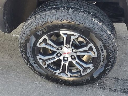 Certified 2023 GMC Canyon AT4 w/ AT4 Premium Package image 5