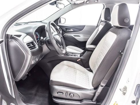 Used 2023 Chevrolet Equinox LS w/ LS Convenience Package image 25