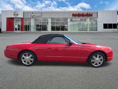 Used 2002 Ford Thunderbird RWD image 8